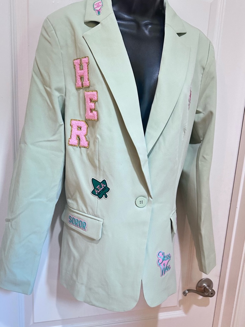 Upcycled AKA soror patchwork Mint Green Embroidered Blazer Jacket size XL - Picture 3 of 6